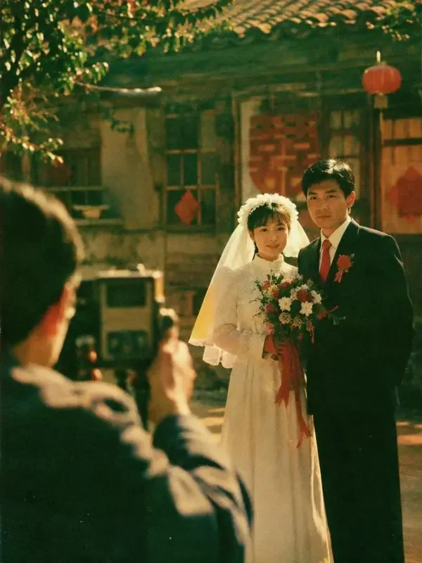 胶片里的婚礼封面缩略图